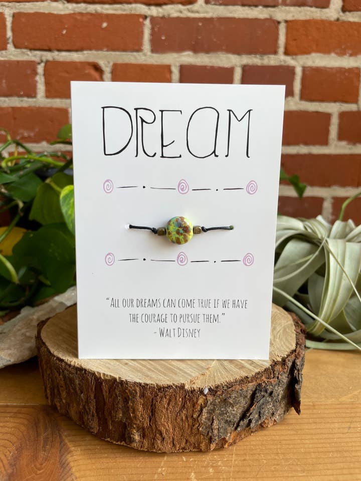 Wunsch-Armbänder | Armband mit Krawatte | Kardiertes Armband für den Großhandel von Tangled Up In Hue