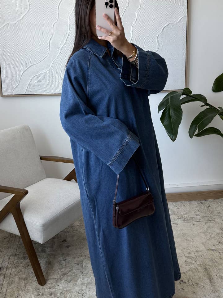 Leïna Dress - Oversized Denim Abaya B255 for wholesale by White Icy