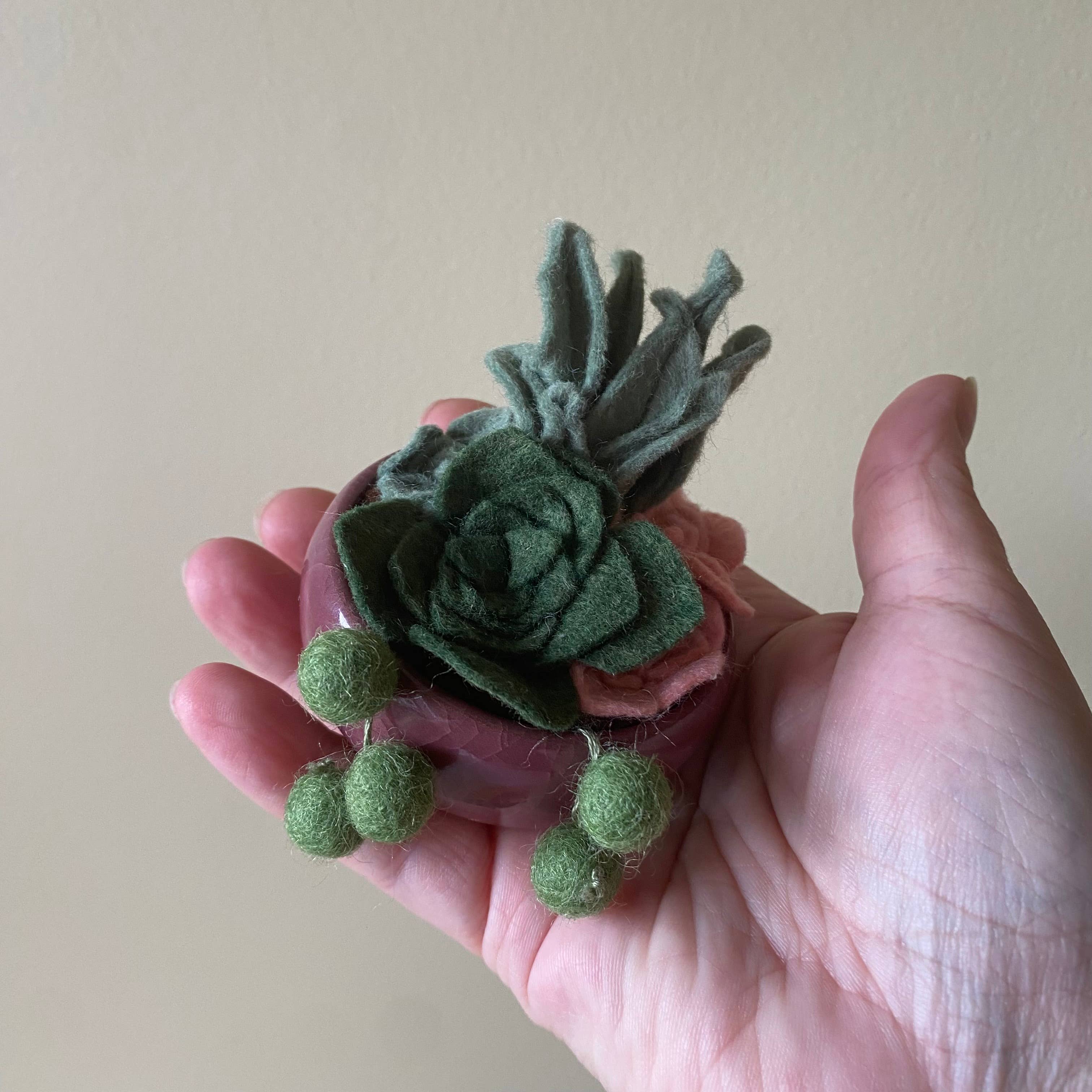 ForgetBKnot - Wholesale Artificial Flowers - Handmade Felt Succulent Arrangement in Colourful Ceramic Pot0