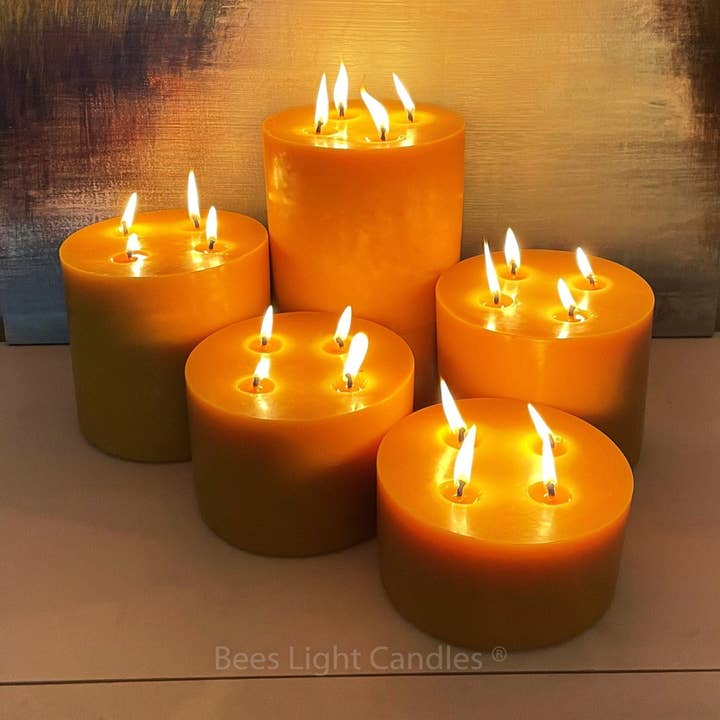 Riesige sechszollige Bienenwachskerze mit 4 Dochten für den Großhandel von Bees Light Candles
