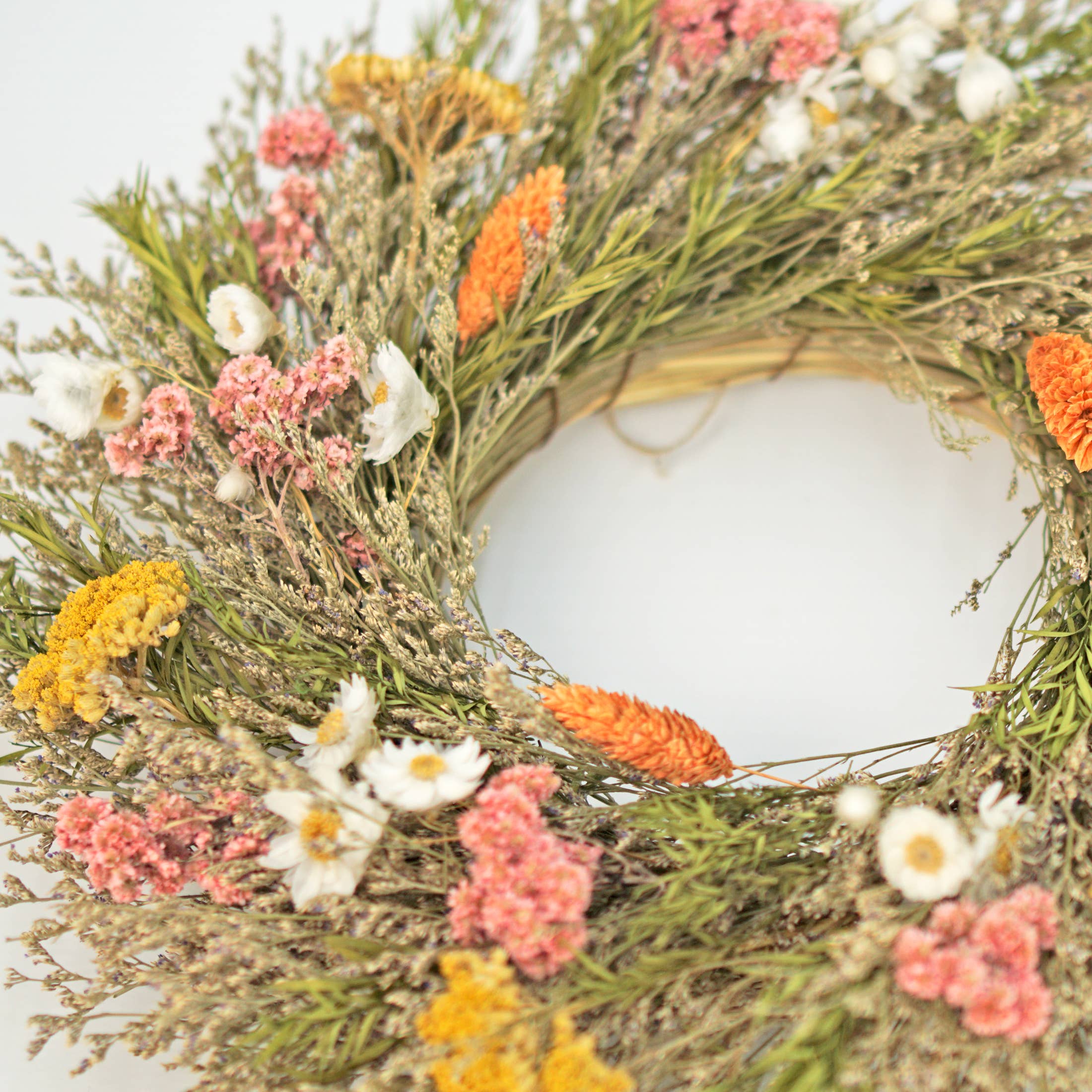 2626 Designs - Wholesale Wreath - Preserved Botanical Wreath – Natural Mixed Blooms4
