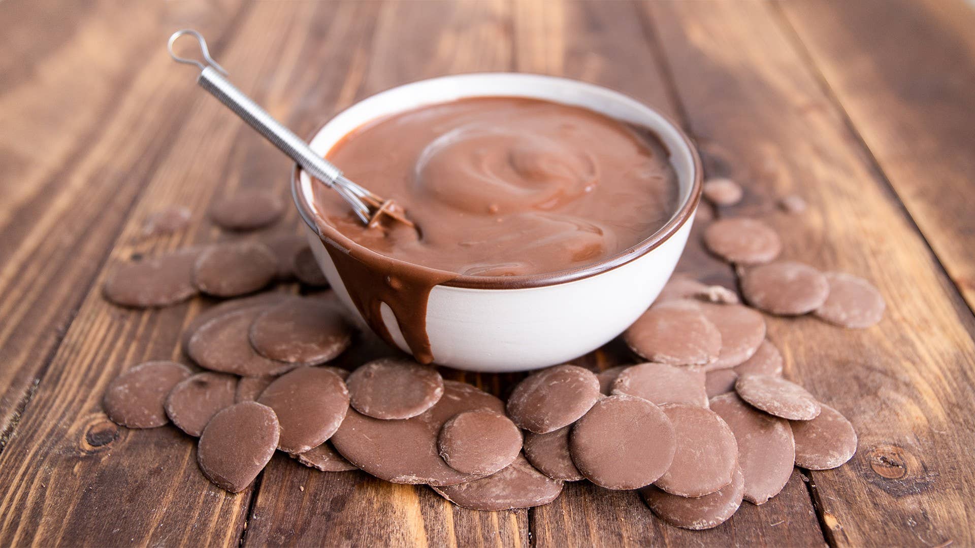 Simply Keto - Wholesale Chocolate Covered Sweets - WHOLE MILK Chocolate Drops with Erythritol 750g | Value Pack1