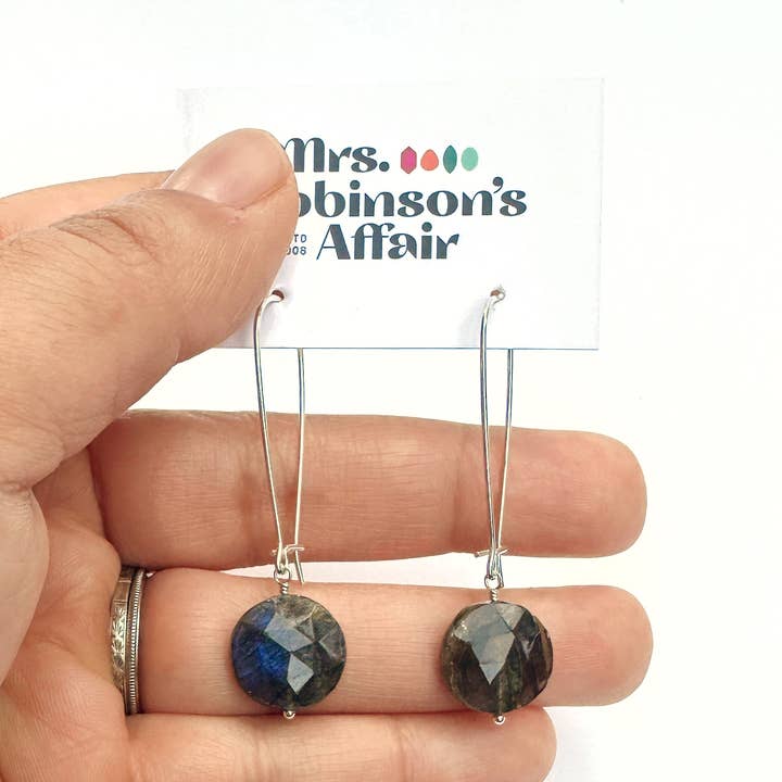 Pendientes en forma de riñón, labradorita, moneda, plata para venta al por mayor de Mrs. Robinson's Affair