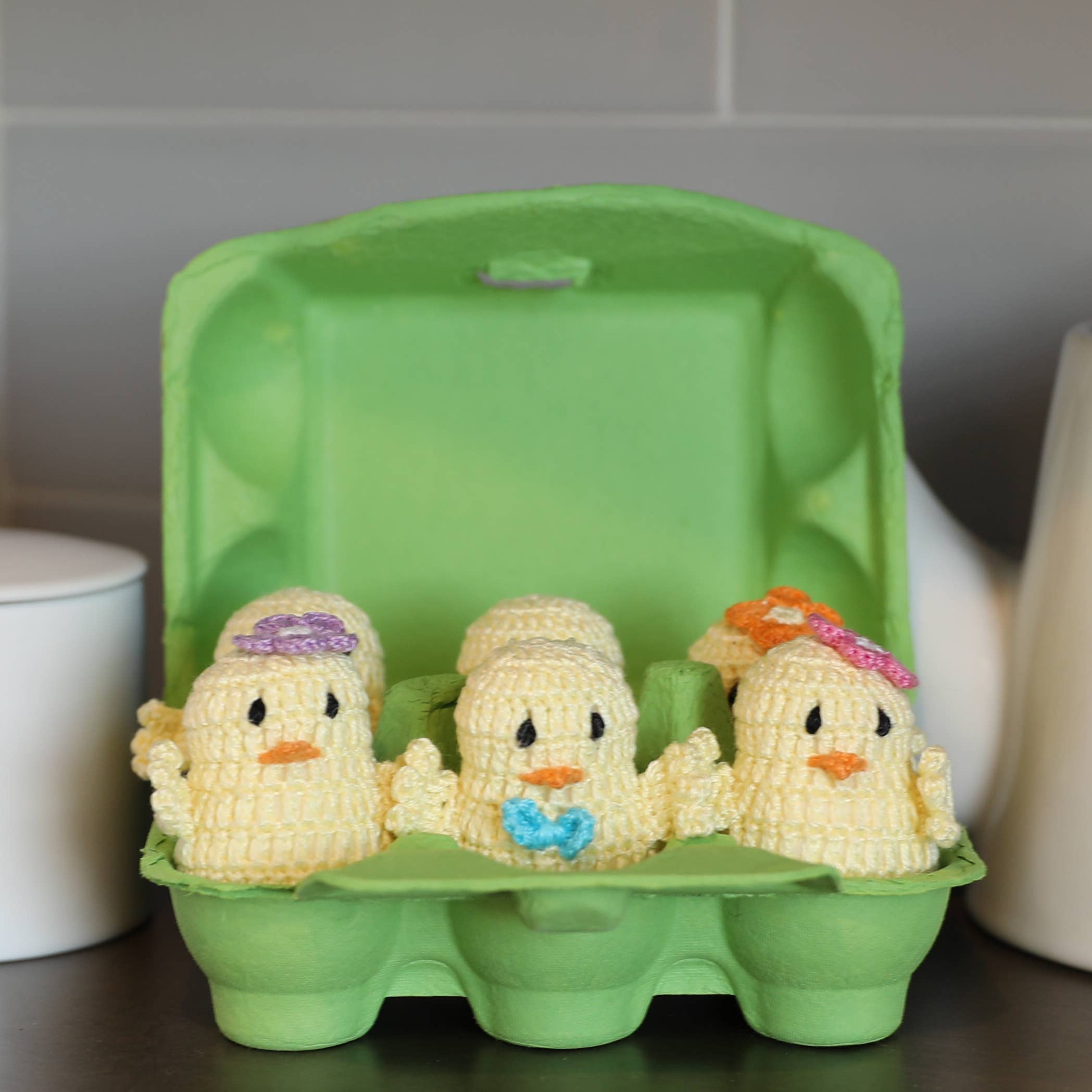 Melange Collection – wholesale Retailer display – Home & Living – Small Green Egg Carton Display1