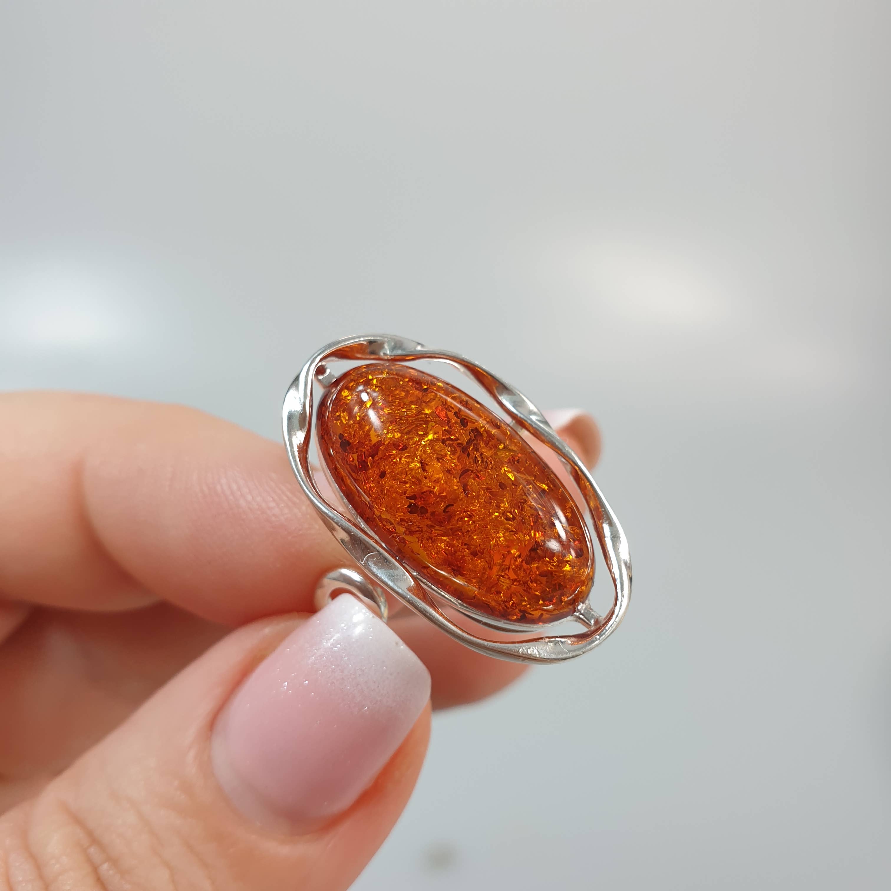 AmberLithuania - Vendita all'ingrosso Anelli cocktail/statement - Anello in argento con ambra vera, anello con pietra preziosa da indossare tutti i giorni6