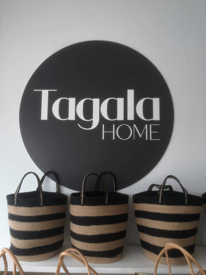 Cesto in juta marrone e nero 36x36x39 cm per la vendita all'ingrosso da parte di Tagala Home