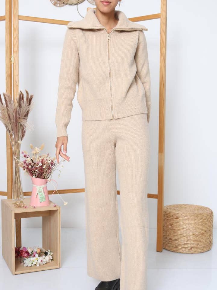 Zipped Knit Set – Wide Collar Jacket & Straight Pants for wholesale by DIX-ONZE