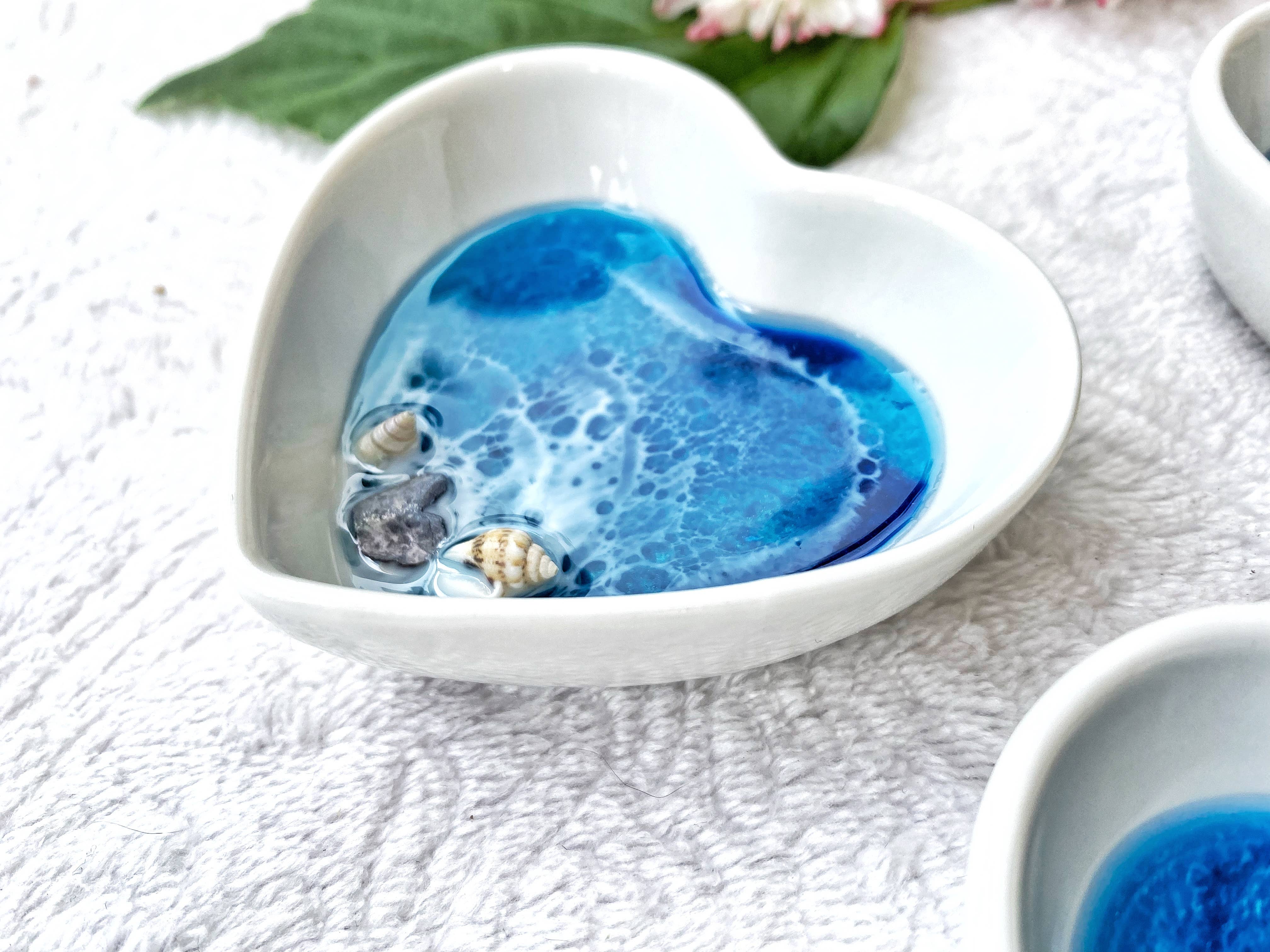 TBM Creations LLC – Großhandel Schmuckschalen – Hergestellt in Hawaii Ocean Schmuckschale, hergestellt auf Maui | Resin Heart11