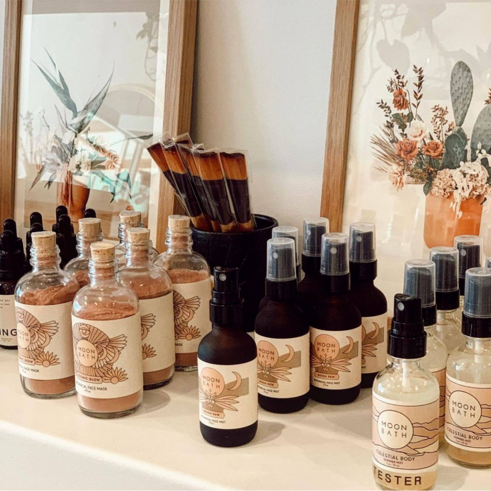 Moon Bath - Venta al por mayor Agua/bruma facial y corporal - CELESTIAL BODY | Spray corporal con brillo7