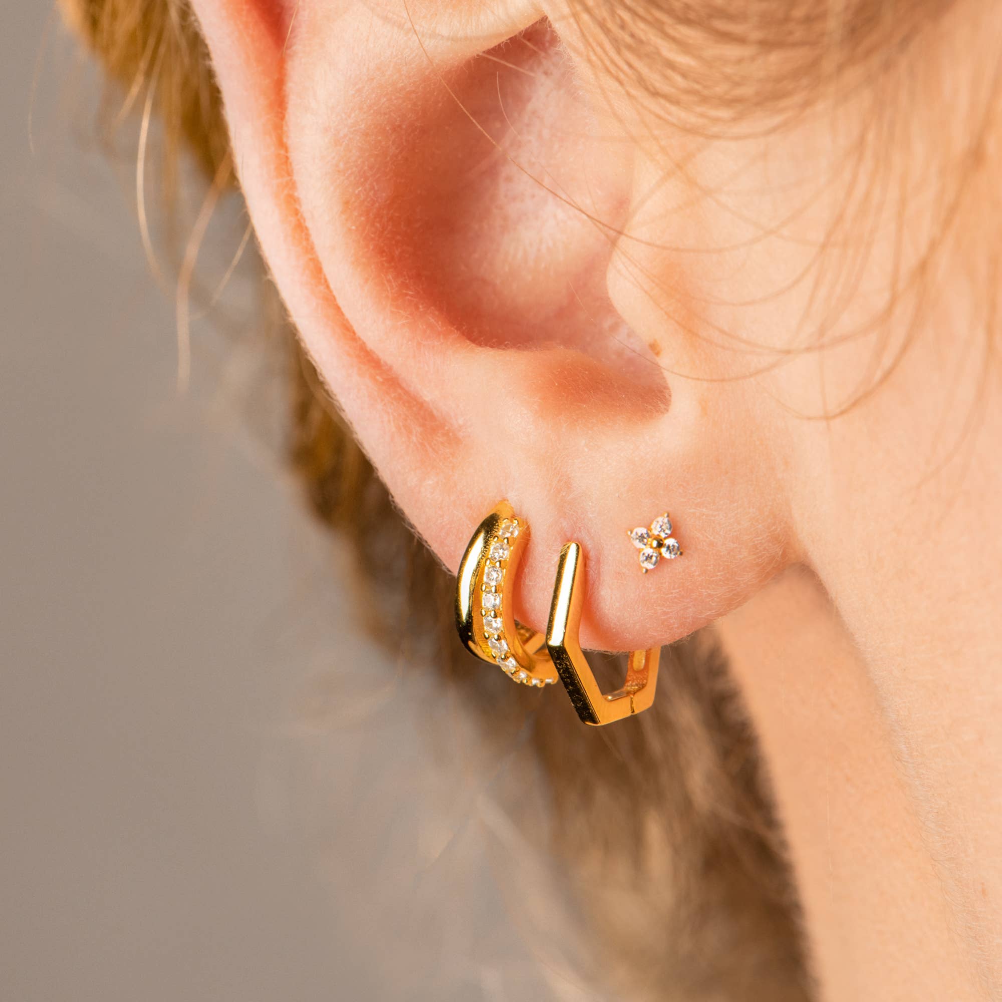 MAIVE - Wholesale Huggie Earrings - Martha Hoops2