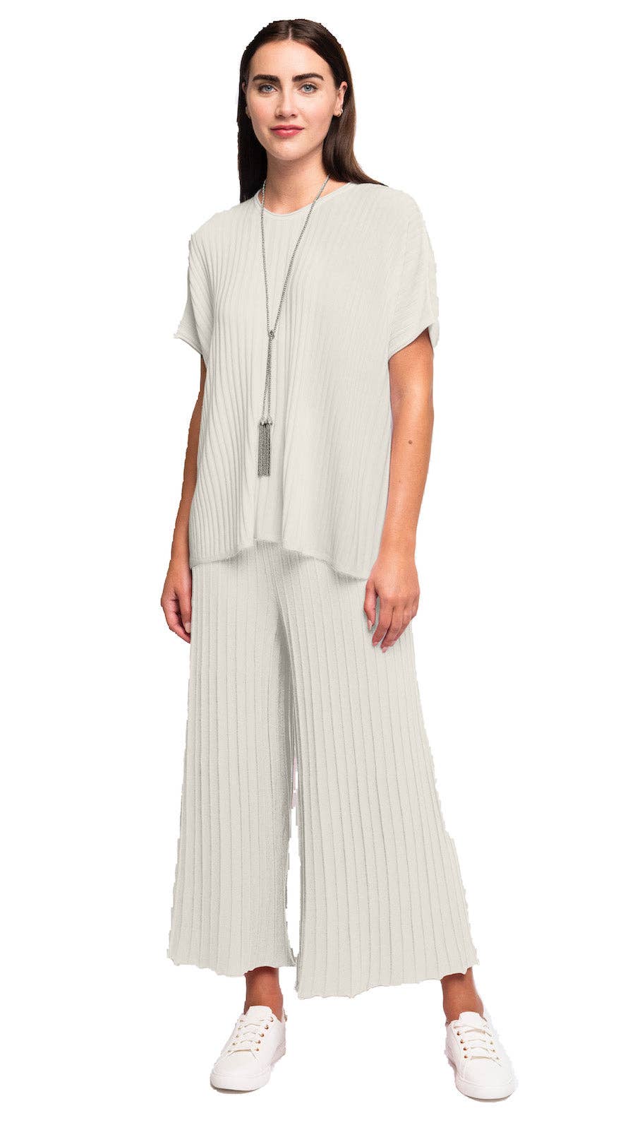 Biana - Wholesale Knit Top - Women's - Erika Loose-Fitting Wide Rib Knit Drop Shoulder Top; Beige1