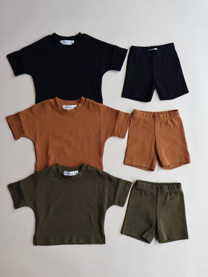 Set de pantalones cortos de motociclista para niños para venta al por mayor de Axel & Rose