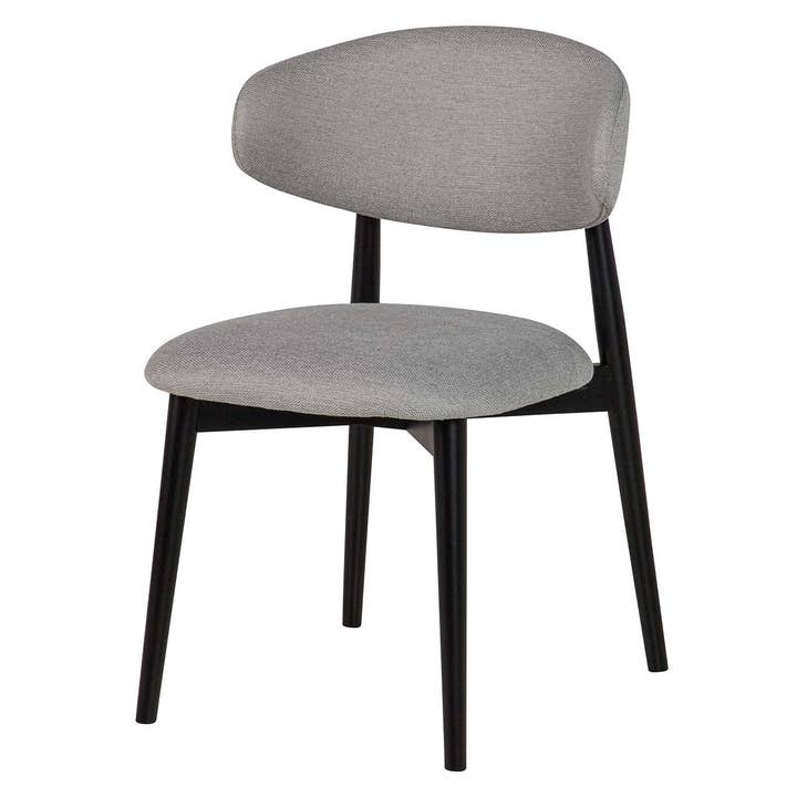 Stol i polyester, ben af egetræ, Cos 54x55x83 cm for engroshandel hos Ethan Chloe - GARPE GROUP - GARCIA PÉREZ Y CÍA S.L.