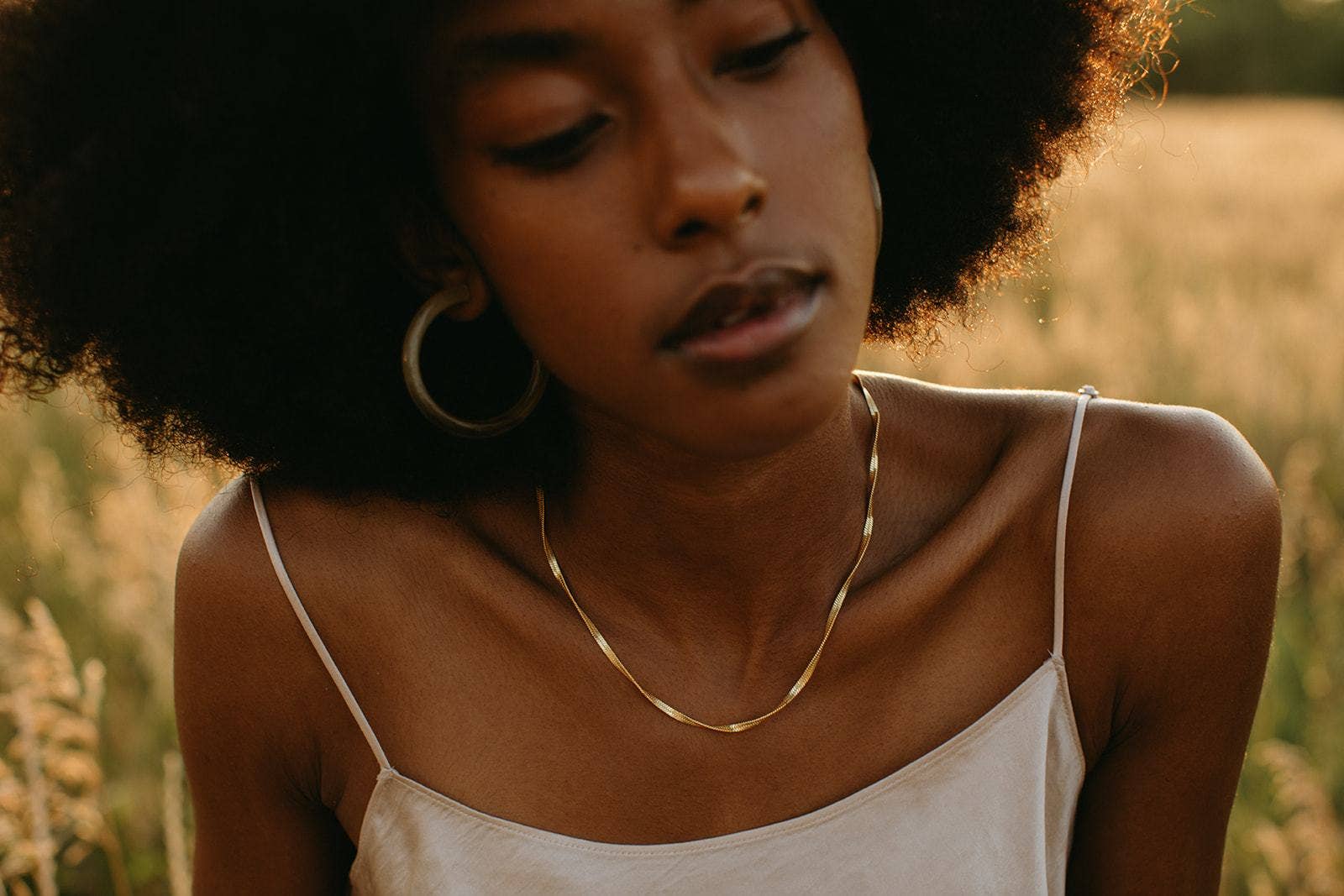 Rover & Kin - Wholesale Link & Chain Necklace - Twisted Herringbone Chain3