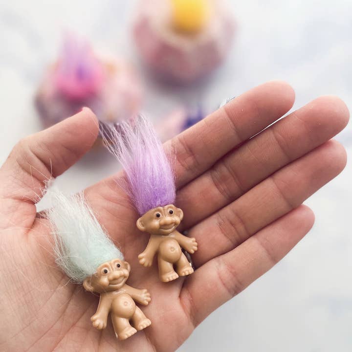 The Sister Made - Wholesale Bath Bomb/Fizz - Troll Gem Bath Bomb - Toy Inside!1