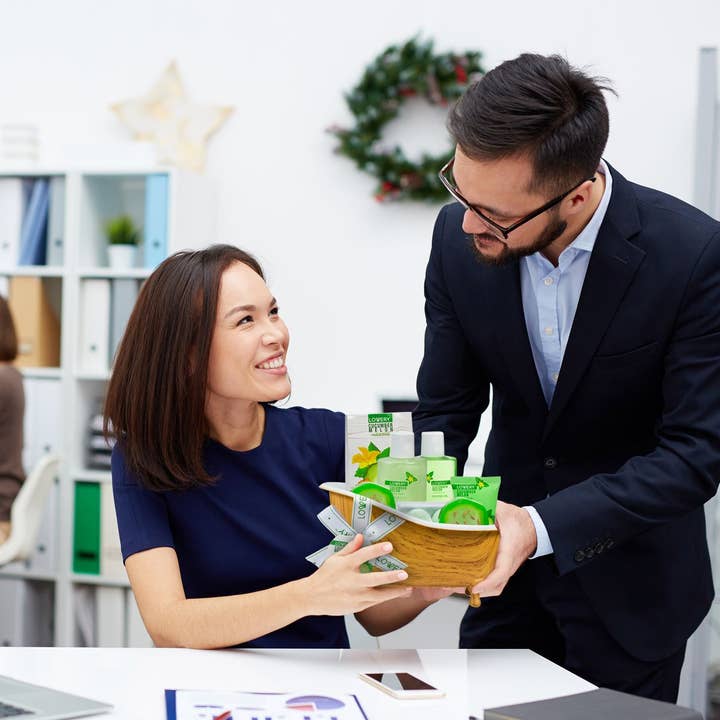 Lovery – wholesale Bath & body set – Home Spa Gift Set - Aromatherapy Cucumber Melon Kit ,12 pc9