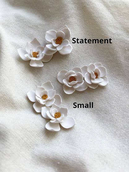 Clous Magnolia pour la vente par Eden + Clay by Ana Denae