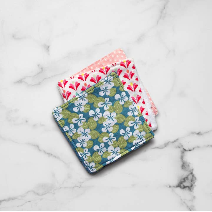 Reusable makeup remover wipes - CLEAN & POLISH for wholesale by THE LITTLE GREEN BOTTLE