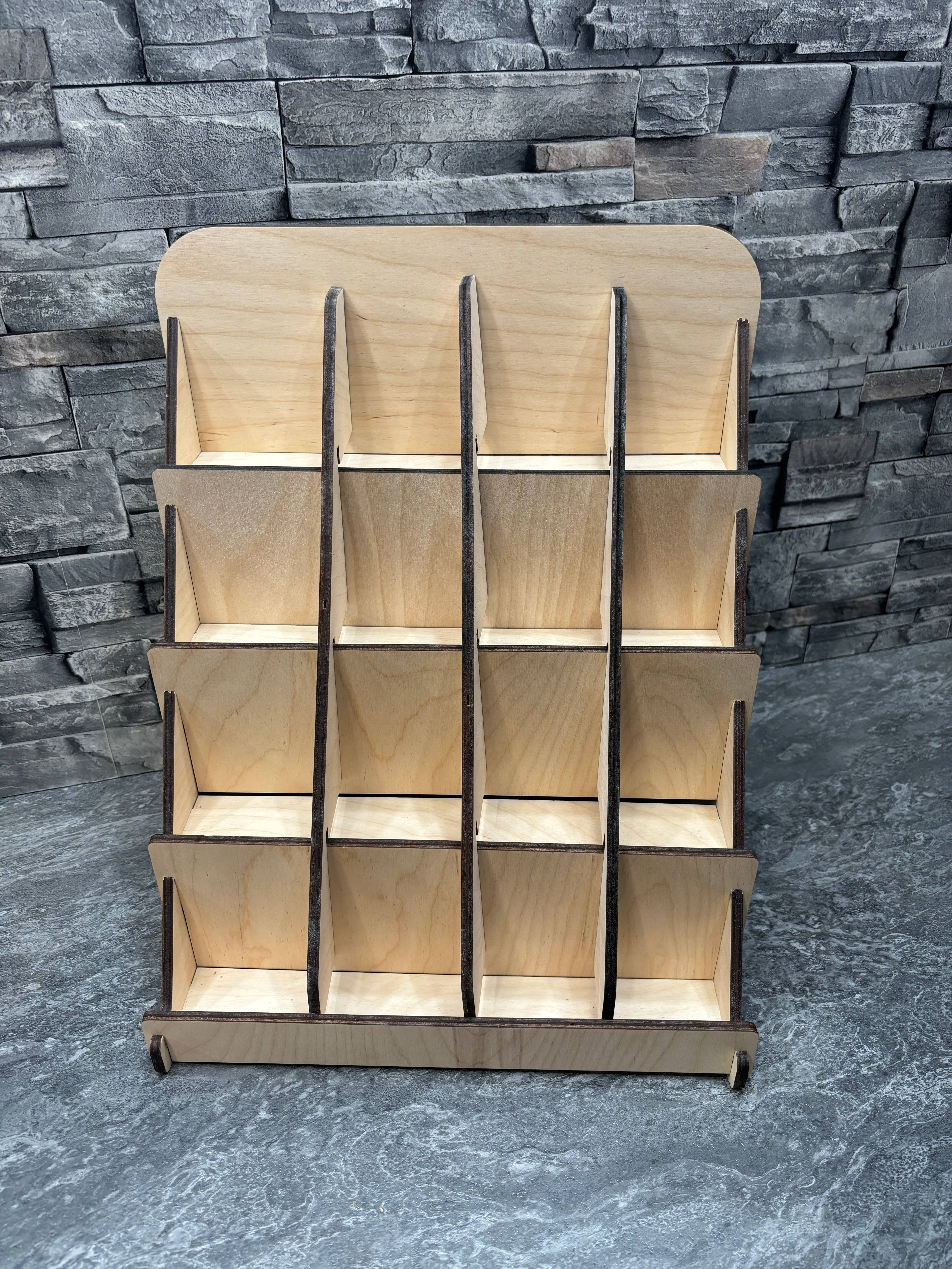 mayos makers – Engroshandel Display til detailhandlere – Trædisplay med 12 flytbare rum til flere formål0