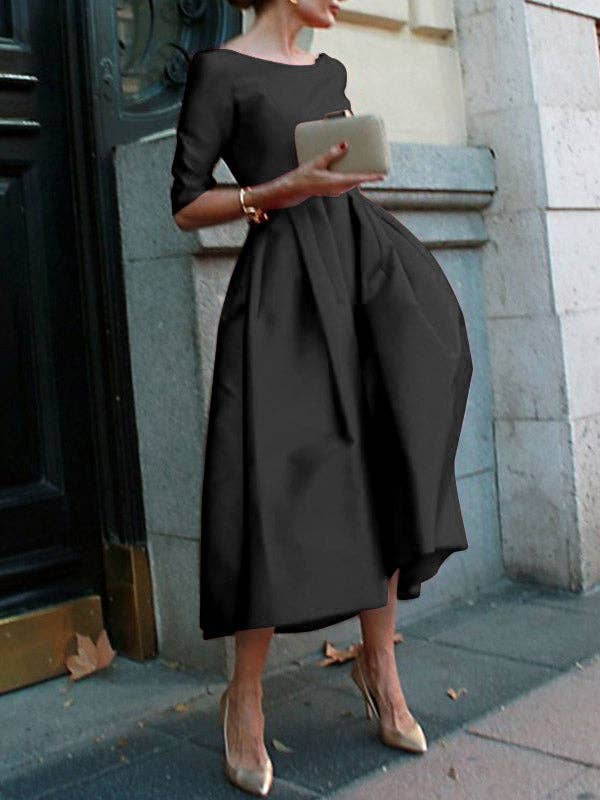 Sheer Trend – Großhandel Kleid – Damen – A-Linien Midi-Kleid mit lockerem Schnitt, Falten, Taschen und Rundhalsausschnitt in Uni-Farbe11