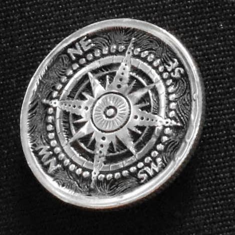 Kompass-Pin, Rucksack-Pin, Revers-Pin Geschenke für Ihn, Pins für Taschen für den Großhandel von NameCoins