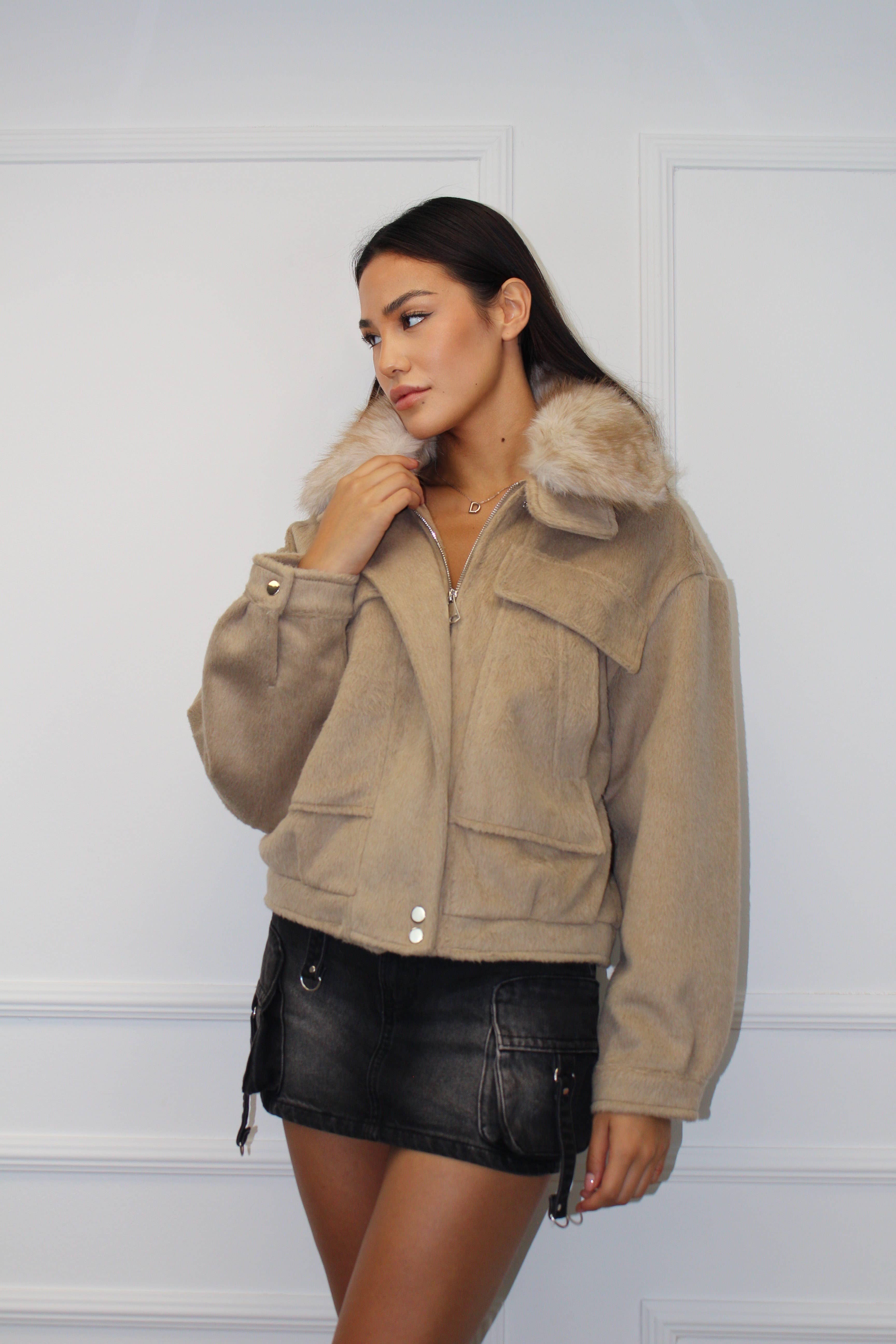 Chilli Girl Collection – wholesale Fur/faux fur coat – Women's – Faux fur collared coat with zip 0