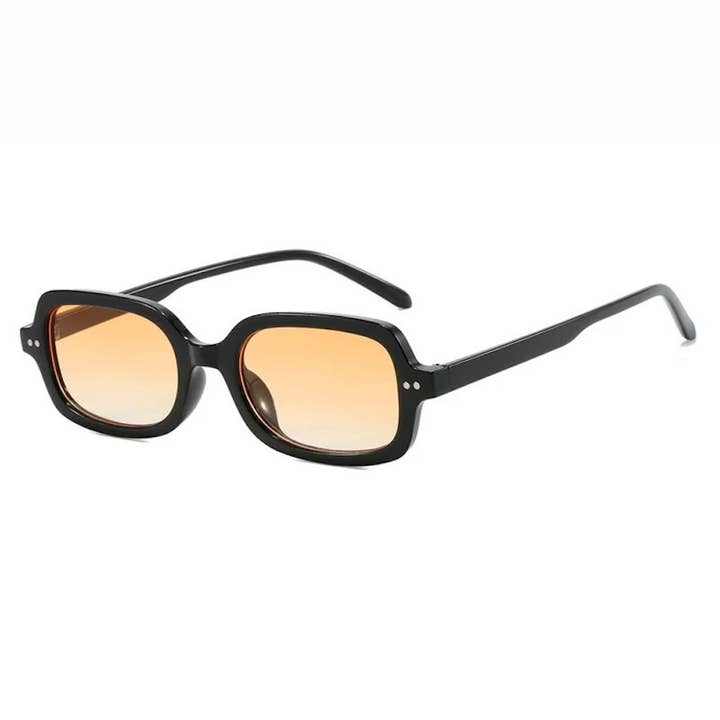 Pretty Simple - Wholesale Sunglasses - Women's - Sheila Retro Oval Sunglasses Wholesale