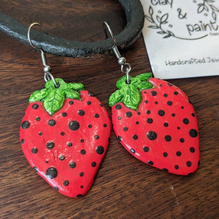 Strawberry earrings, fruit earrings, red clay earrings for wholesale by With Clay & Paint
