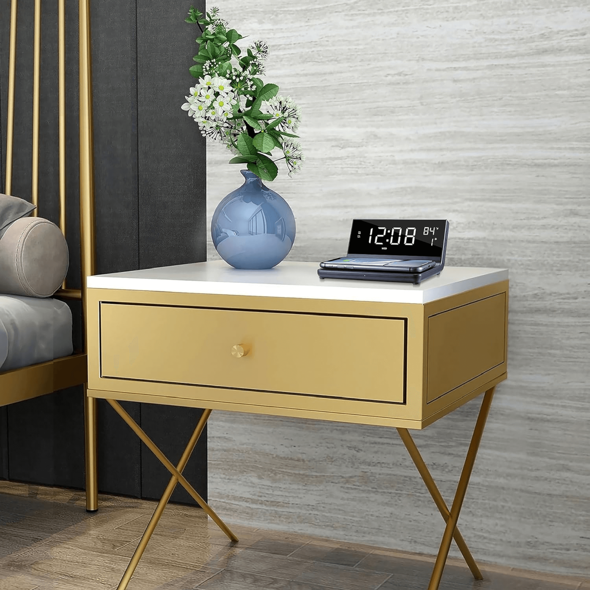 JupiterGear Home – wholesale Charging dock – Supersonic Dual Alarm Clock with 2-in-1 Wireless Charger4