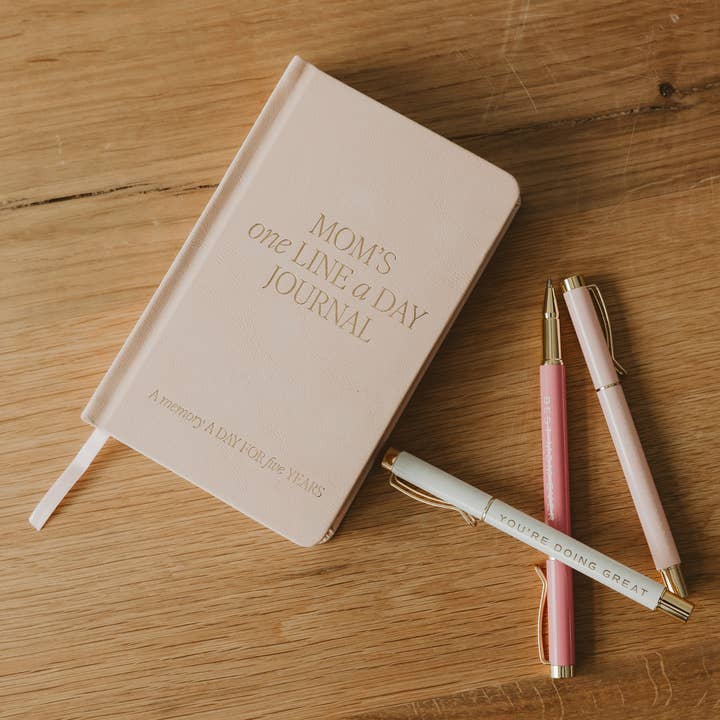 Sweet Water Decor - Wholesale Journal/diary - Mom's One Line A Day Leather Journal - Mother's Day Gifts3