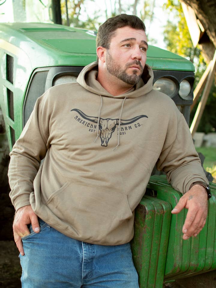 American Farm Company - Wholesale Hoodie - Women's - Western Skull Mocha Graphic Hoodie1
