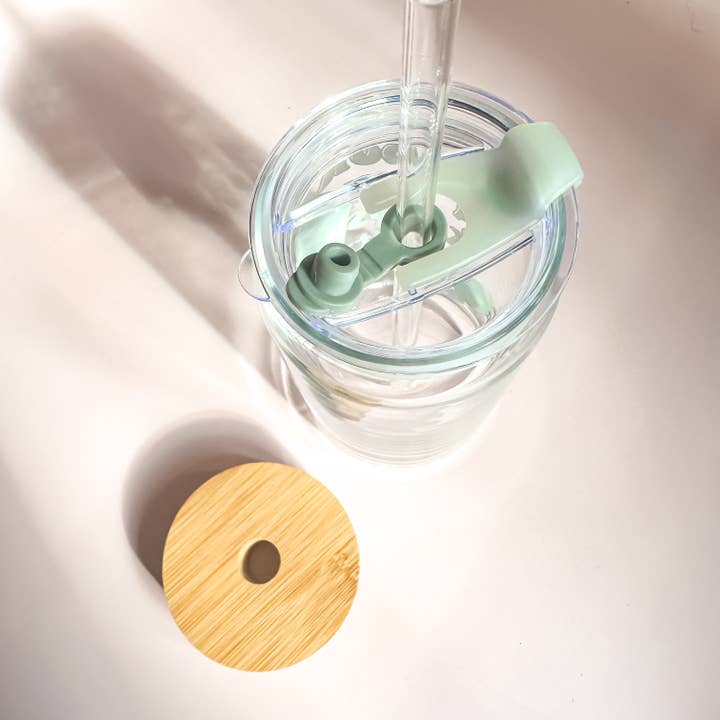 Oak Shore Collective LLC - Vente Verre/tasse - Réservez une journée | Verre à café glacé Libbey Glass Beer Can
