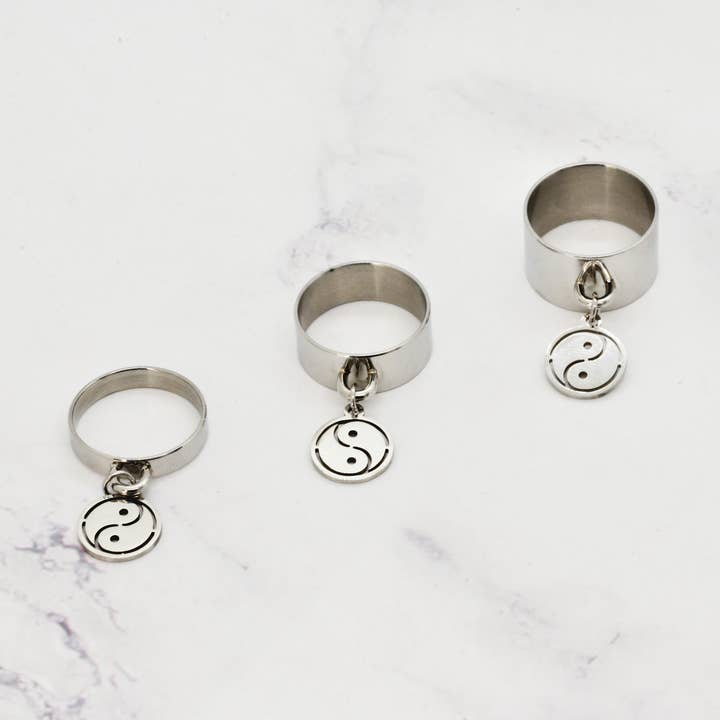 Bague Ying Yang pour la vente par Angiie