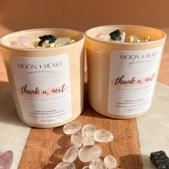 The Moon+Heart – wholesale Burkljus – HEALING Intention Soy Wax Candle | Ametist, klar kvarts och svart turmalin | Doft: Svart Oud, Rose & Mandarin