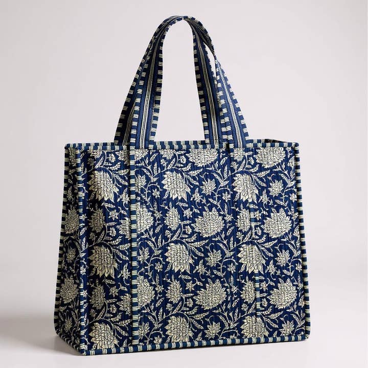 Blue 01 tote Bag for wholesale by Feel The Cotton Inc