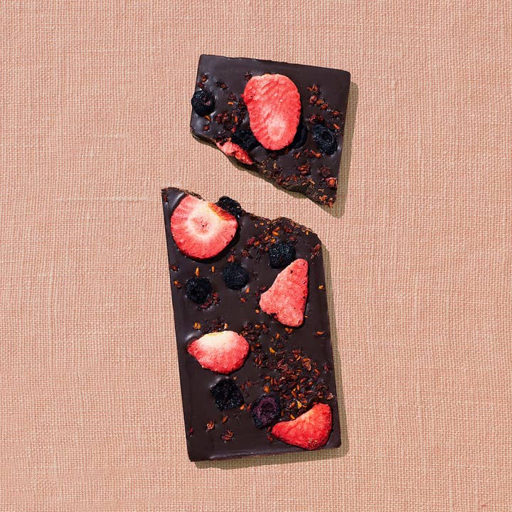 Spring & Mulberry - Wholesale Chocolate Bar - Mixed Berry Date-Sweetened Dark Chocolate