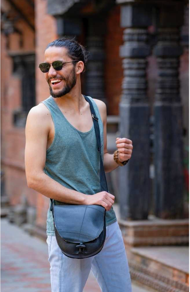 Ganesh Himal Trading - Vendita all'ingrosso Borsa a tracolla - Donna - Borsa a tracolla in gomma riciclata - Chiusura con fermaglio in gomma1