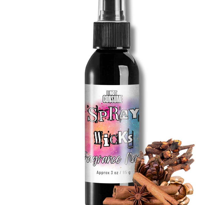 Skurkagtig Rum/Linned/Kropsspray: Mahogni Teaktræ, Nellike & Kanel Duft af GlitterWicks for engroshandel hos Glitterwicks