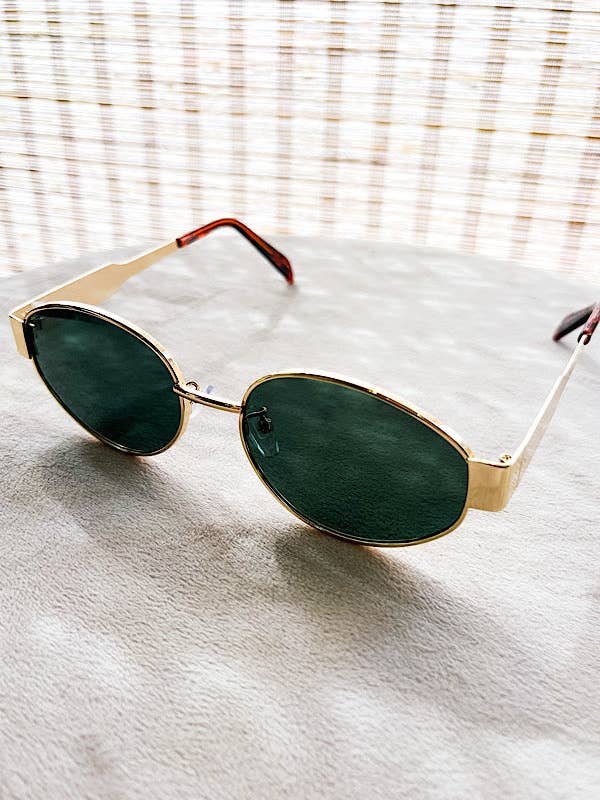 ETA 2/9 - Occhiali da sole con montatura ovale Mattie per la vendita all'ingrosso da parte di Nash Grey