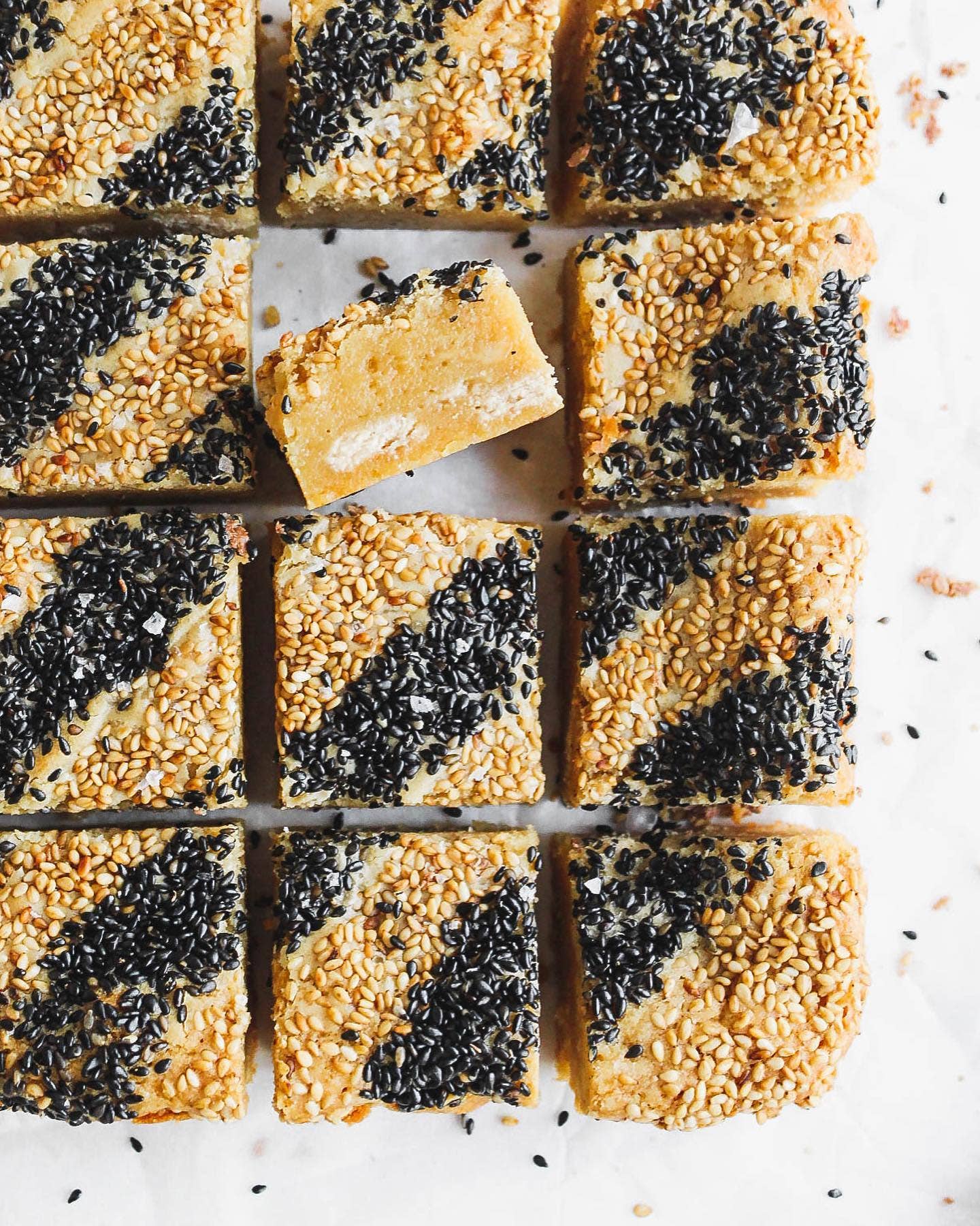 Hebel & Co - Wholesale Chocolate Bar - Organic Halva - Vanilla 2