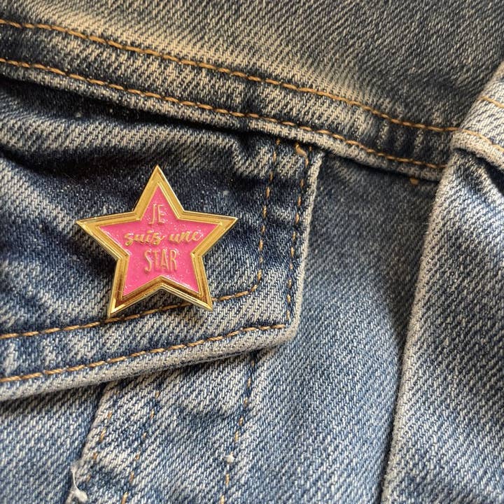 Pin "I am a star" for wholesale by Madame la mouette