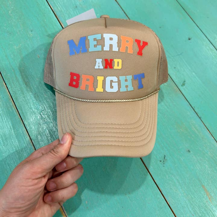 Vibes Hat Company – wholesale Trucker hat – Women’s – Merry & Bright Christmas Trucker | Holiday Hats | Trending2