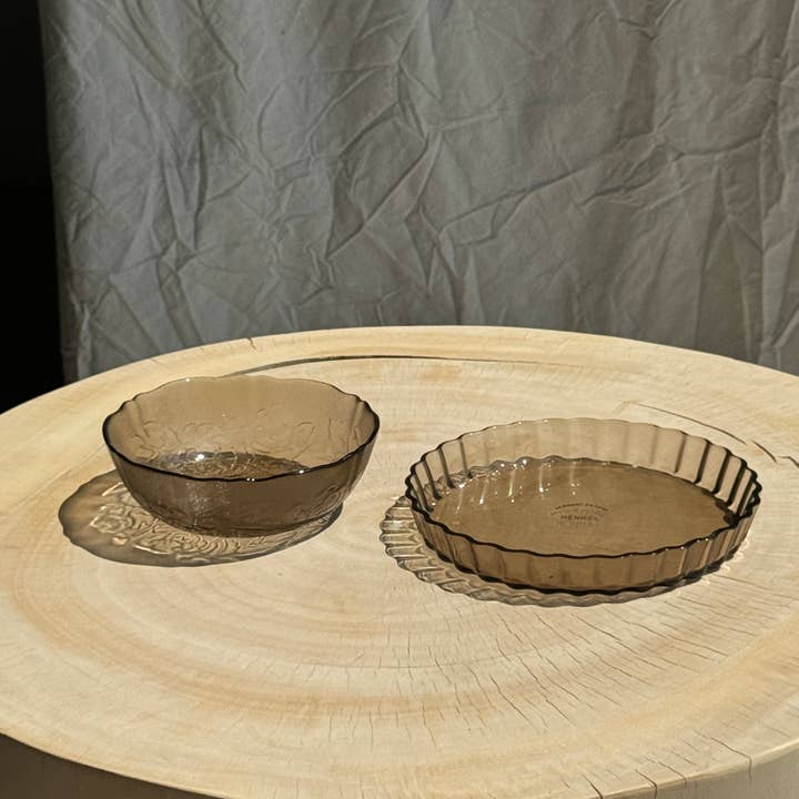 Office Objets - Wholesale Decorative Plate/Dish/Bowl - Vintage smoked glass dish10