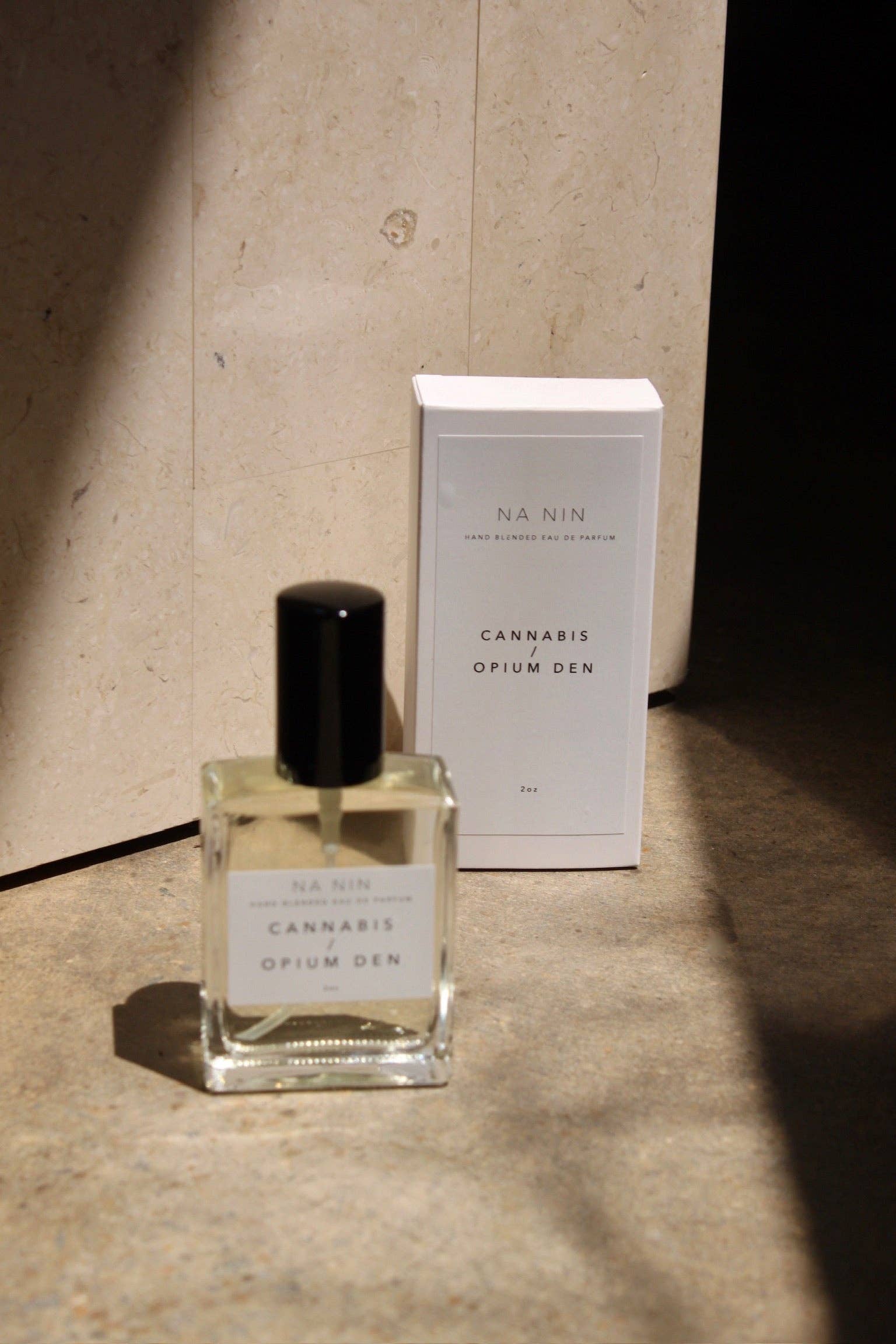 Na Nin – Großhandel Parfüm/Eau de Toilette – Cannabis & Opium Den Eau De Parfum/2 Unzen1