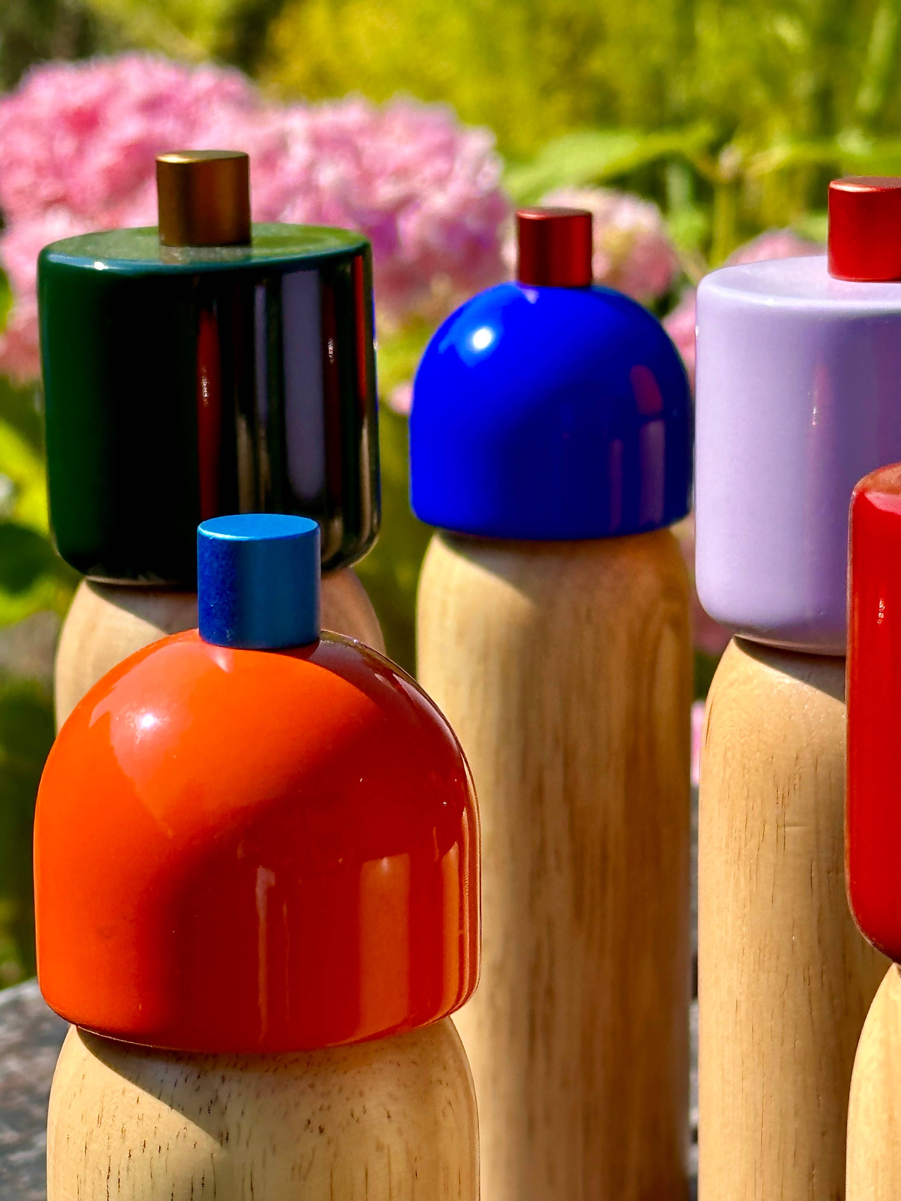 MÆGEN - Wholesale Salt & Pepper Shaker Set - Salt & Pepper Grinder - Green & Gold2