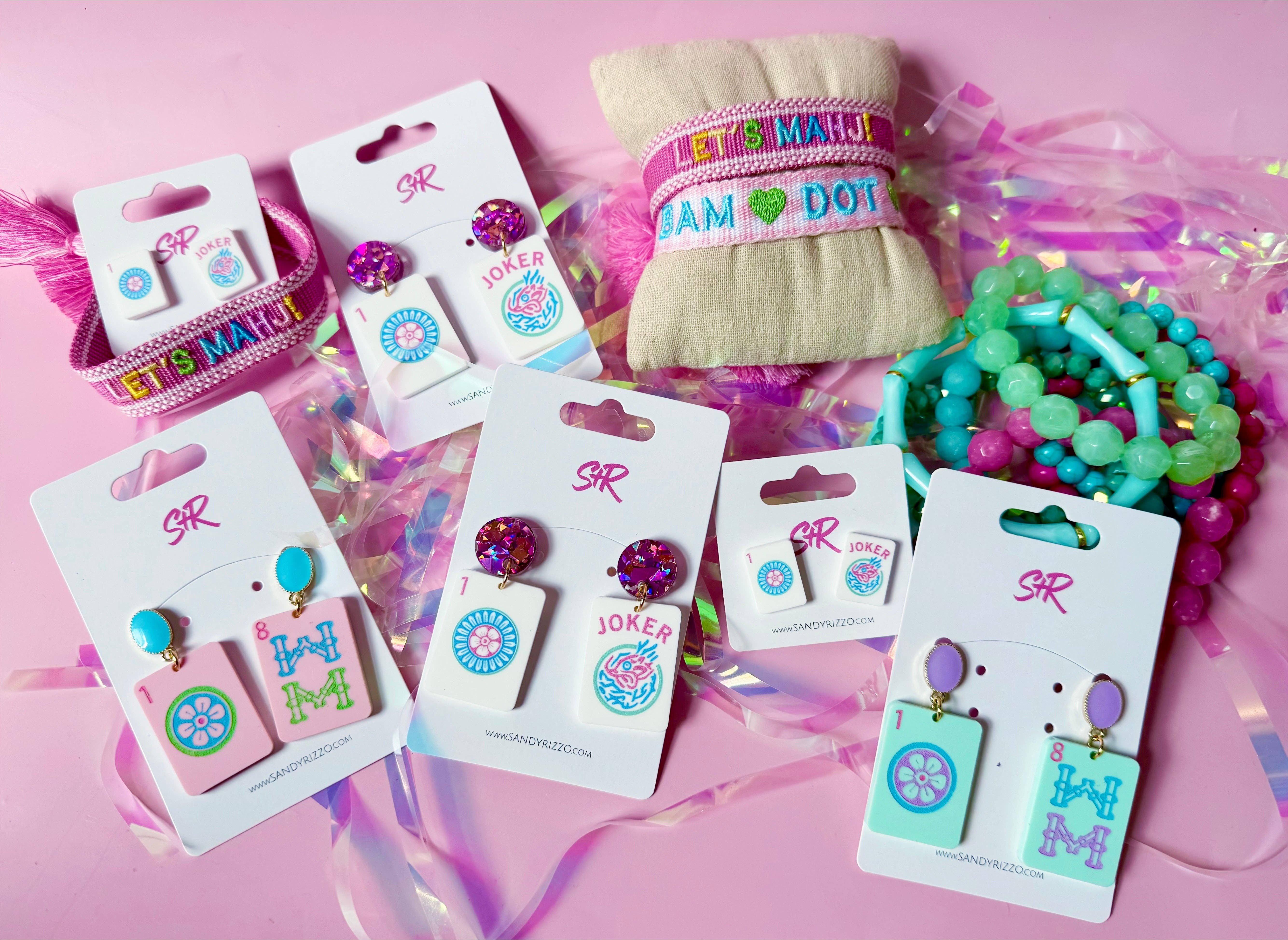 Sandy + Rizzo - Vente Boucles d'oreilles pendantes - Boucles d'oreilles pendantes en acrylique Mahjong de fête5