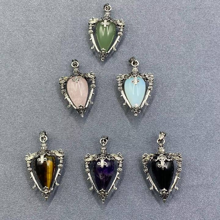 Mio Queena - Wholesale Spiritual Stone/Crystal - Vintage Stone & Crystal Bottle Charm Pendant - CS11