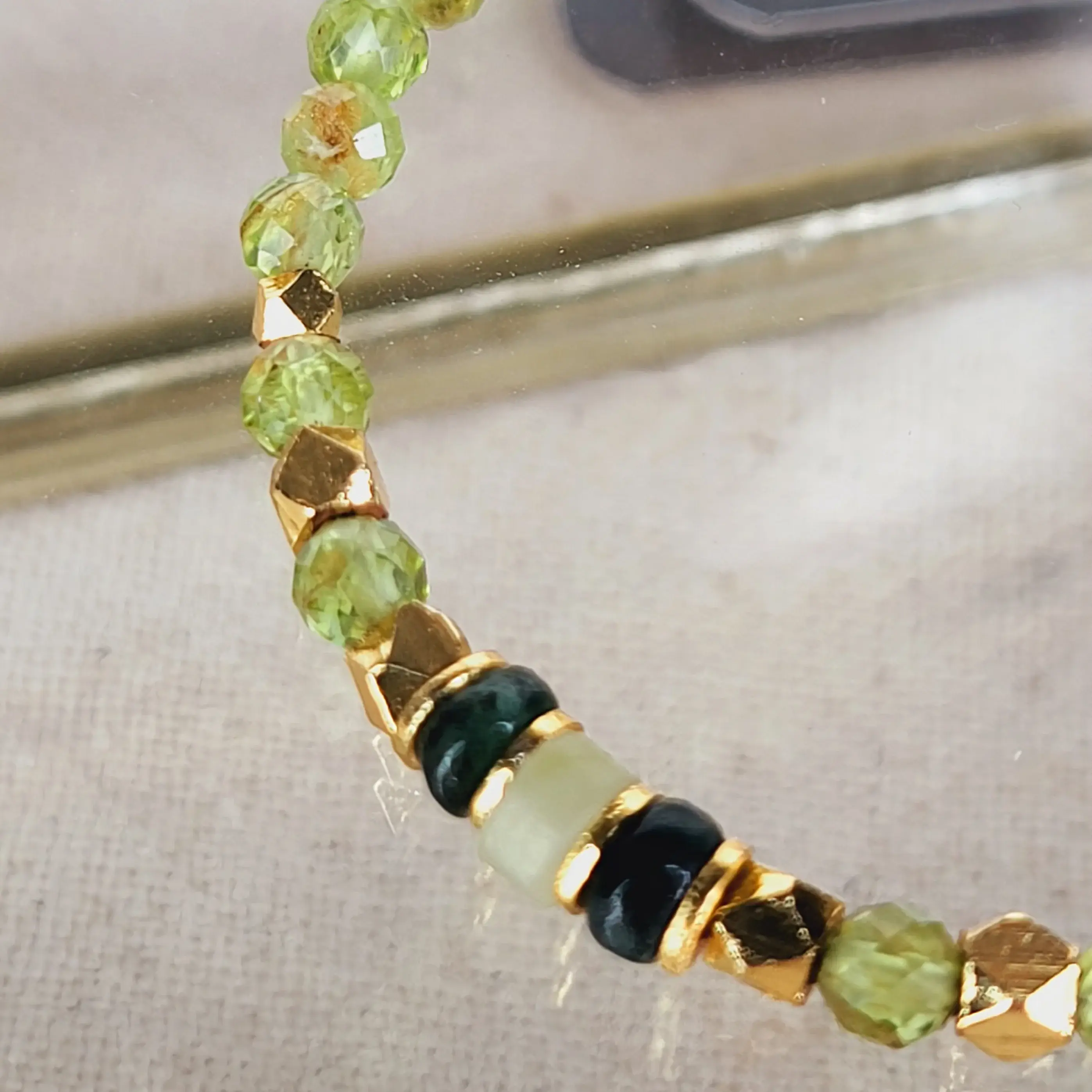 Lila in the Sky – wholesale Beaded bracelet – Green Peridot & Emerald Bracelet1