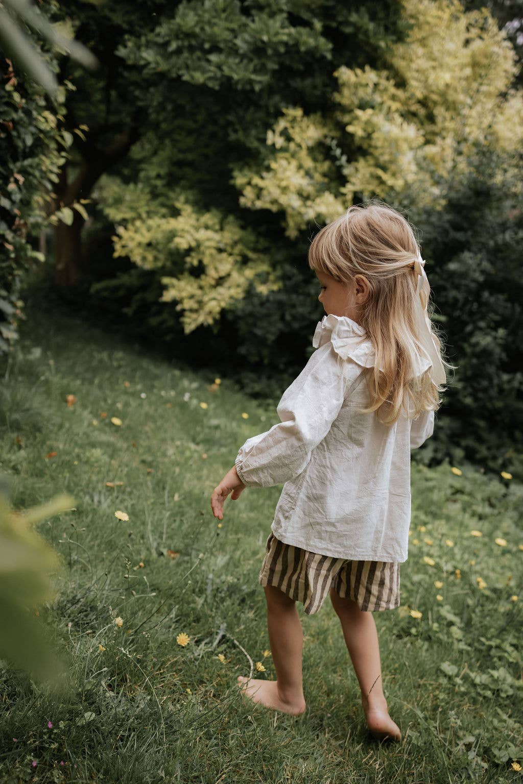 Annie & Charles – wholesale T-shirt – Kids – Annie & Charles® LISA linen blouse with collar9