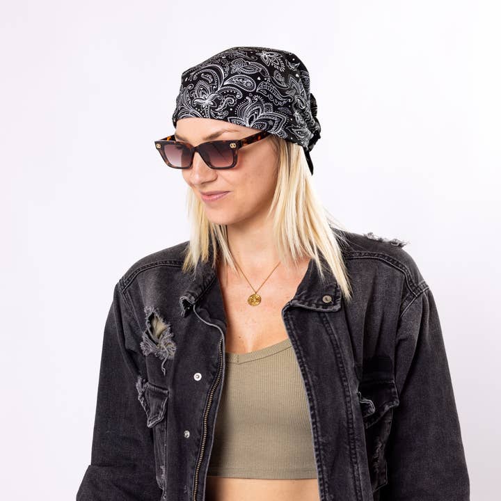 WOODSANDWAVES – Großhandel Händehandtücher – Bandana-Handtuch | Outdoor-Allrounder | Paisley Poetry3